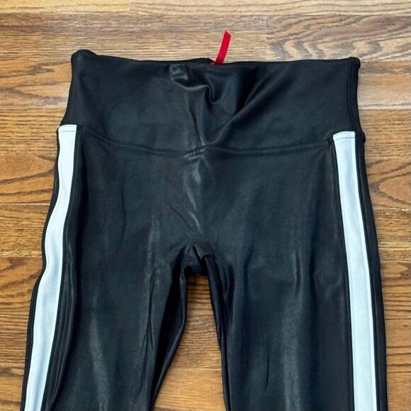 Spanx Coated Racing Stripe Leggings. Size Small. - Picture 3 of 10